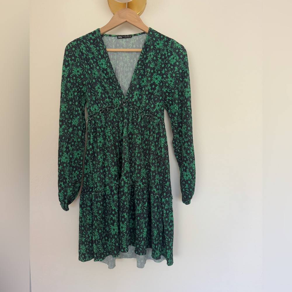 Zara - Green Floral Long Sleeve Mini Dress - Medium